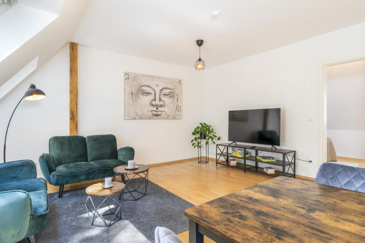 Free Living - Buddha Design, Natur, Parkplatz, Washer Wolfsburg Bagian luar foto
