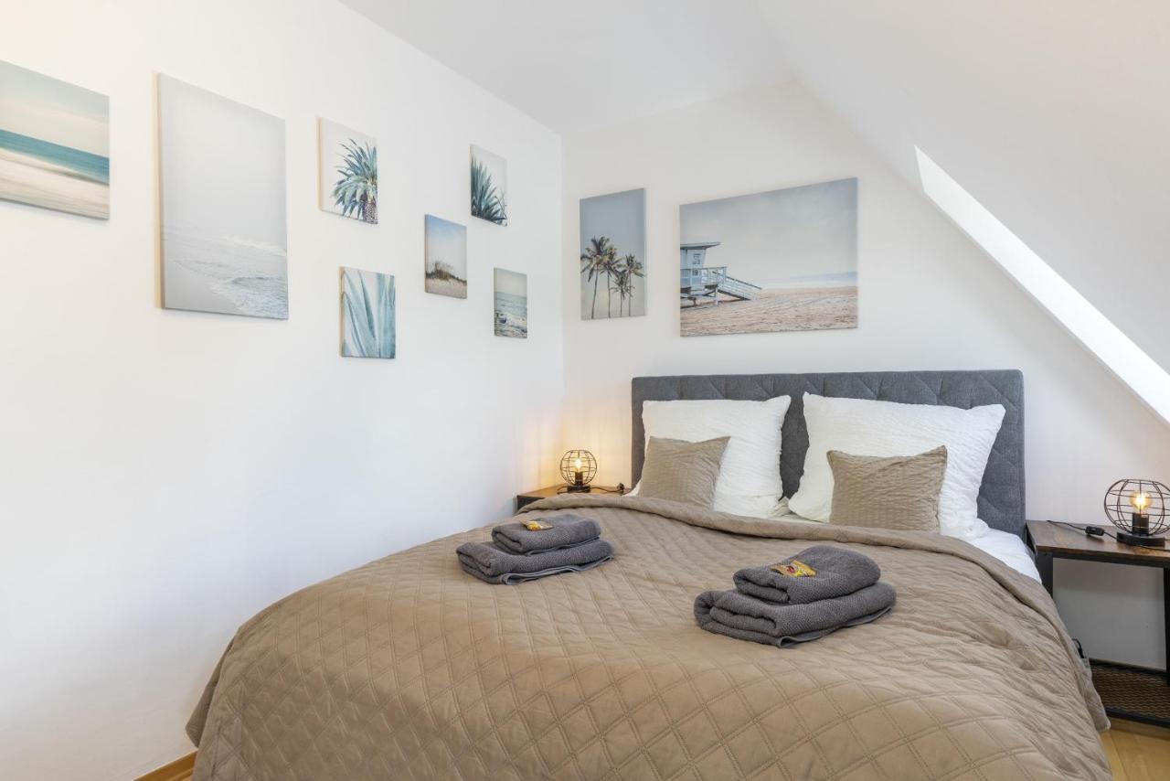 Free Living - Buddha Design, Natur, Parkplatz, Washer Wolfsburg Bagian luar foto